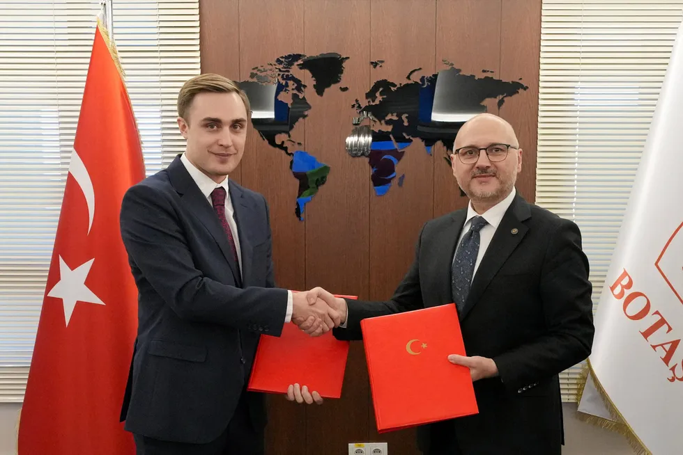 Route opened: Moldova’s East Gas Energy Trading general manager Nicolai Gaborak (left) and Turkey’s Botas chairman and general manager Burhan Ozcan.