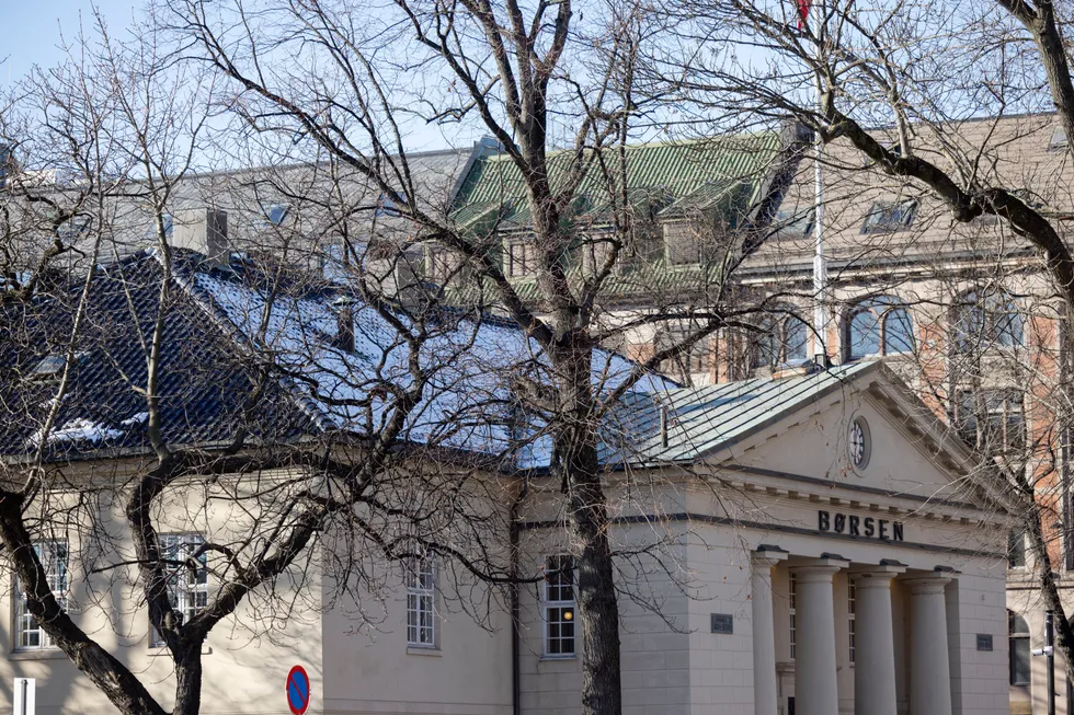 Hovedindeksen på Oslo Børs endte dagen mer eller mindre flatt.