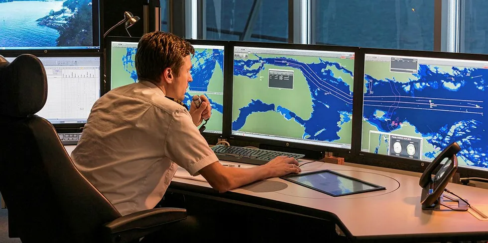 De norske AIS-satellittene leverer på overtid, viser Kystverket til.