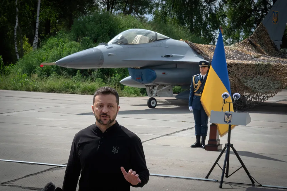 President Volodymyr Zelenskyj mottok de første vestlige F-16 kampfly i august. Russland har undervurdert Vestens vilje til å støtte Ukraina.