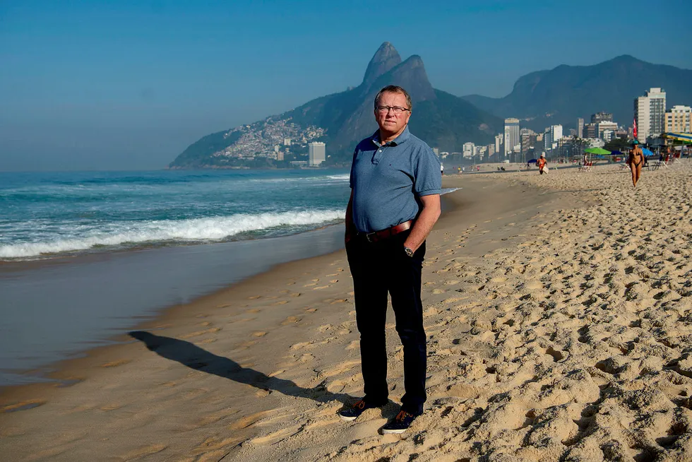Equinor-sjef Eldar Sætre har spennende dager foran seg i Brasil. Her avbildet i 2018 på Ipanema i Rio de Janeiro.