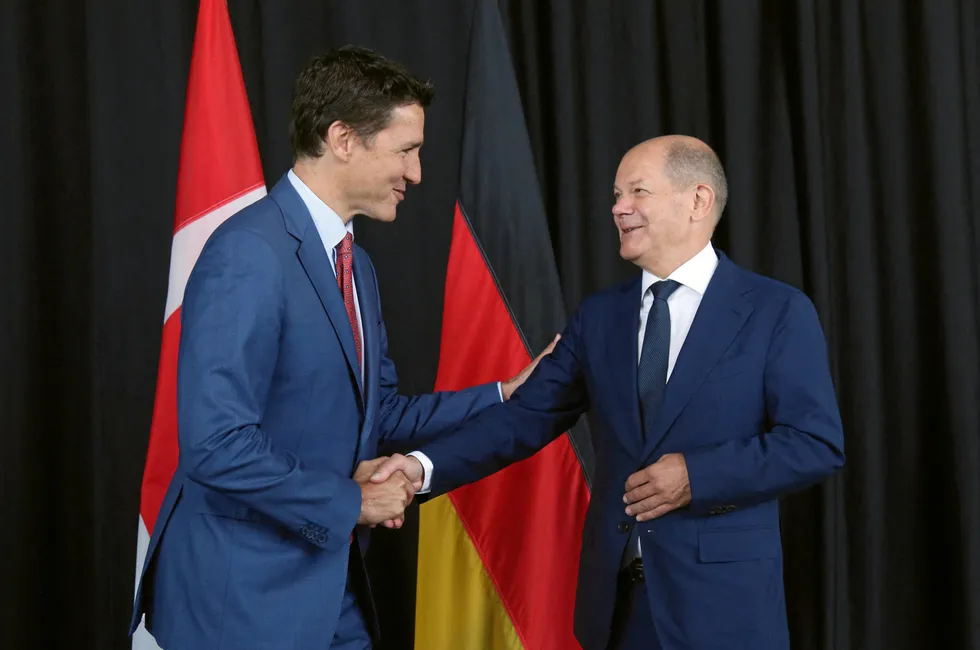 Canada's Prime Minister Justin Trudeau, left, and German Chancellor Olaf Scholz, right, agreed to a vague 'Hydrogen Alliance' when the latter paid the former a visit in August.