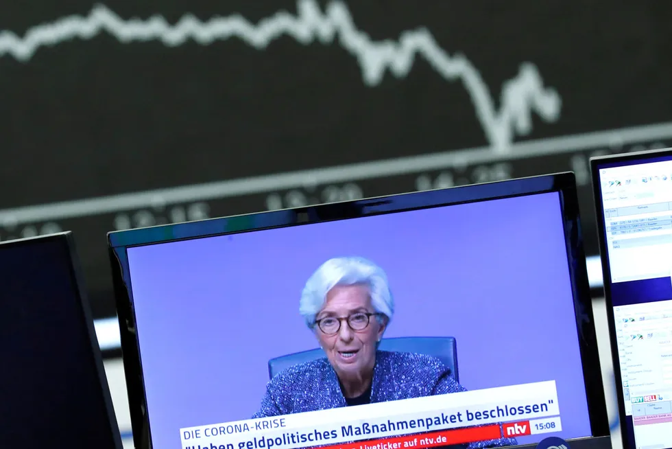 Ved å kjøpe og selge verdipapirer påvirker sentralbankene finansmarkedene. Christine Lagarde er sjef for Den europeiske sentralbanken, som sist uke signaliserte noe lavere støttekjøp fremover.