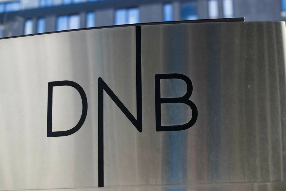 DNB har trøbbel med en rekke av sine tjenester tirsdag ettermiddag.