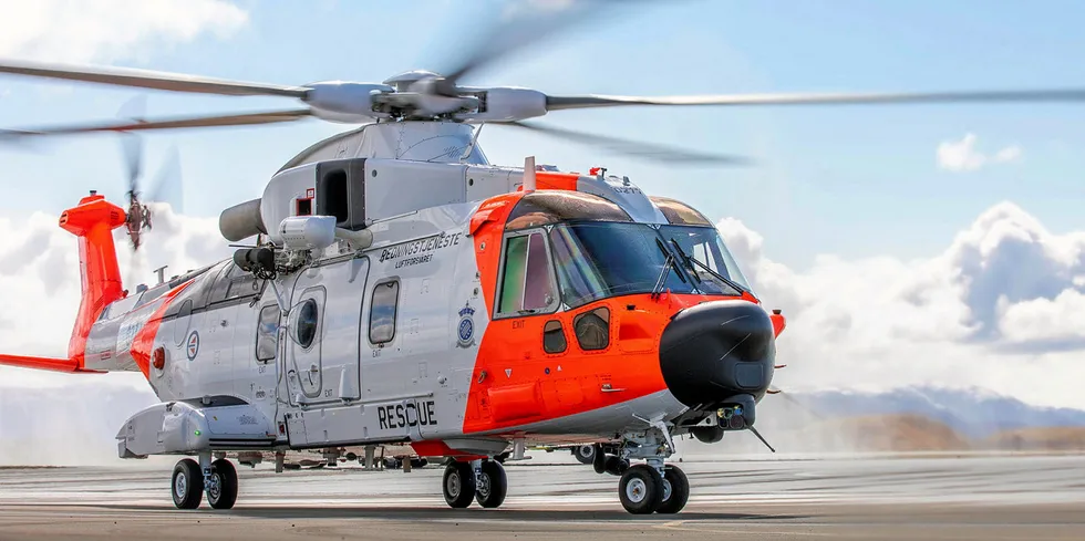 Tolv «Sea King»-helikoptre skal skiftes ut med 16 nye «SAR Queen»-redningshelikoptre av typen AW101, opplyser Justis- og beredskapsdepartementet.