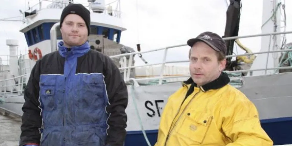 Sønn Geir Henning Seljeseth og far Johnny Seljeseth som eier "Fanøyvåg" planlegger nybygg. Arkivfoto: Tone A. Karlsen