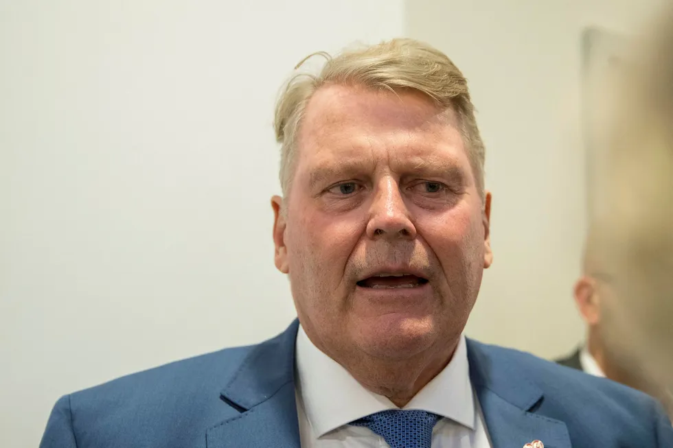 Hans Fredrik Grøvan (KrF) er parlamentarisk nestleder i Kristelig Folkeparti, og mener partiet bør fortsette i opposisjon.