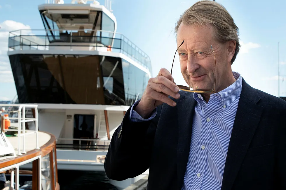 Investor Bjørn Rune Gjelsten vil selge opp mot 12 prosent av selskapet.
