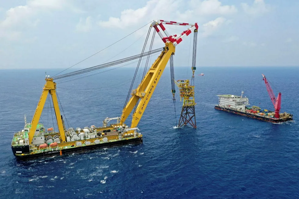 Redeployment: Asian Hercules III removing the Ophir wellhead platform for the Jitang project off Malaysia