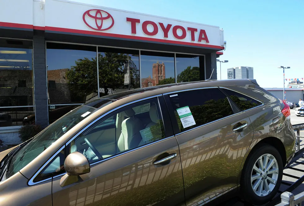 Toyotas ønsker å vise at de forplikter seg til å fortsette å investere i USA. Foto: Mark Ralston/AFP photo/NTB scanpix