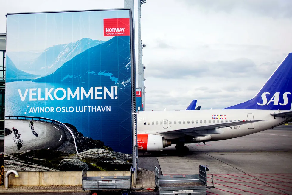 Både SAS og Norwegian oppnår høyere billettpriser.