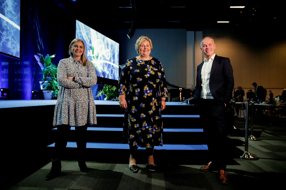 Finansminister Jan Tore Sanner, statsminister Erna Solberg og olje- og energiminister Tina Bru på Høyres landsmøte. De tre er nå valgt til partiets ledertrio.