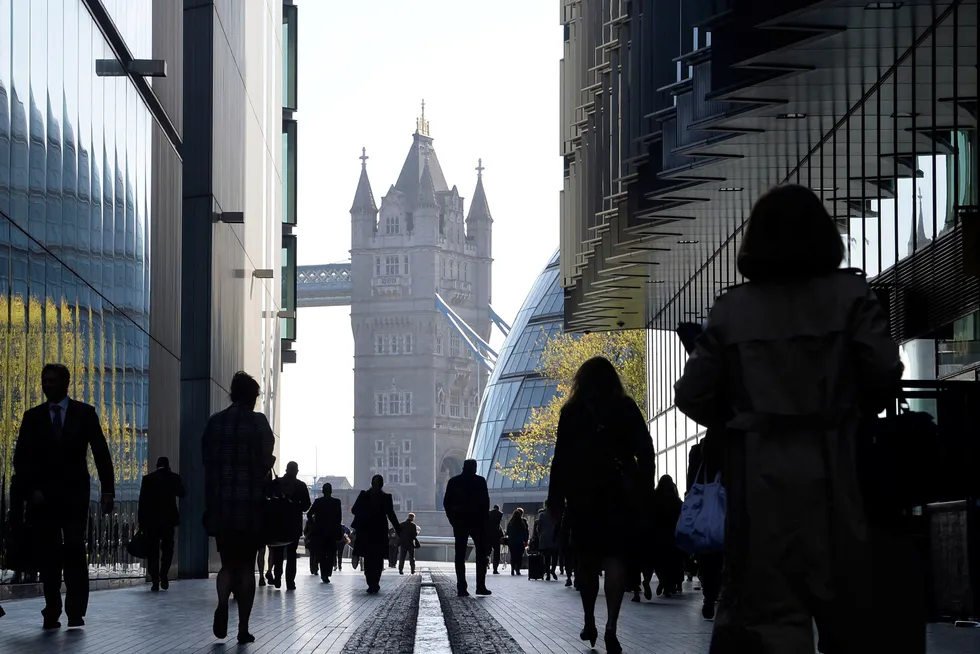 Anslagsvis 7.000 finansjobber er overført fra Storbritannia til andre europeiske byer.