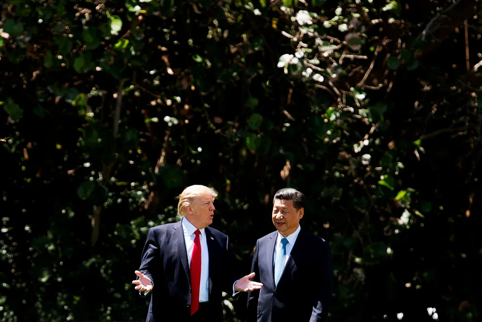 Kinas president Xi Jinping, her sammen med USAs president Donald Trump, innrømmer at det er betydelige utfordringer for økonomien. Handelskrigen med USA rammer ikke bare Kina, men begge lands handelspartnere.