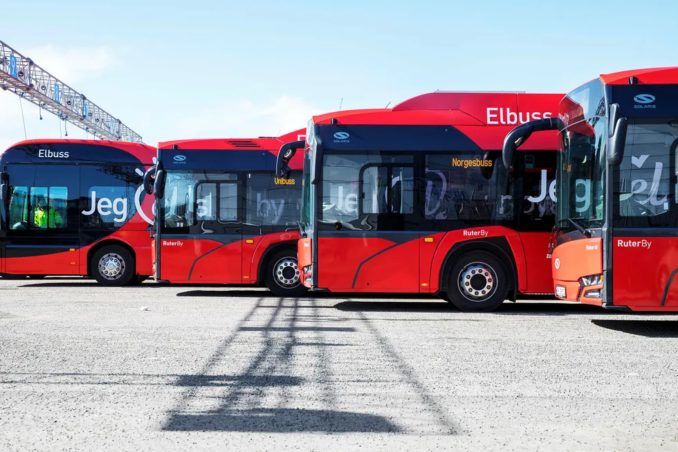 Bussparken i Oslo skal elektrifiseres og et betydelig antall elbusser er på vei inn i kollektivtransporten.