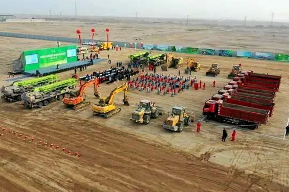 March of the electrolysers: early construction work on a Sinopec green hydrogen project in Xinjiang, in this case using a photovoltaic power plant.