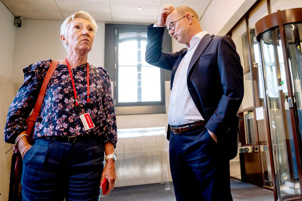 LO-leder Peggy Hessen Følsvik og administrerende direktør Ole Erik Almlid i NHO ville ha et eget kriseutvalg med regjeringen. Nå blir «alle» med.
