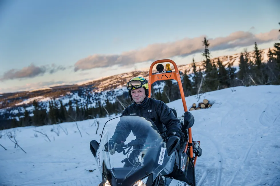 Odd Stensrud i Alpinco, selskapet som eier alpinanleggene og overnattingssteder i Hafjell, Kvitfjell og nå også Oppdal, mener regjeringens forslag om turistskatt er skivebom.