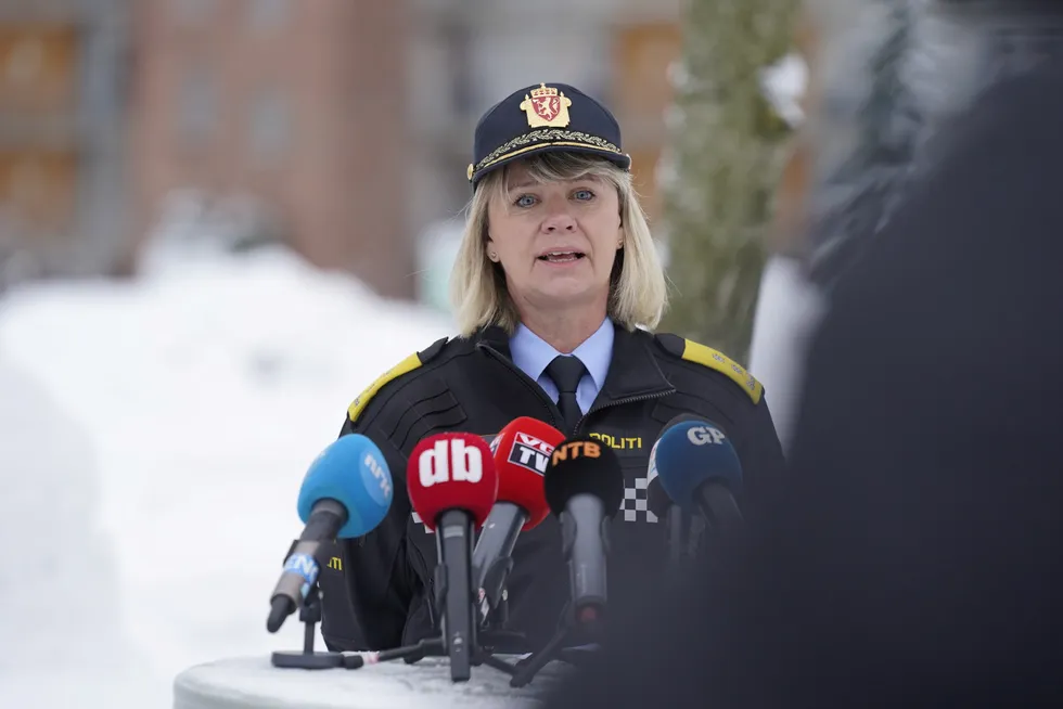 Politimester i Øst politidistrikt Ida Melbo Øystese mener det fortsatt er håp om å finne overlevende.