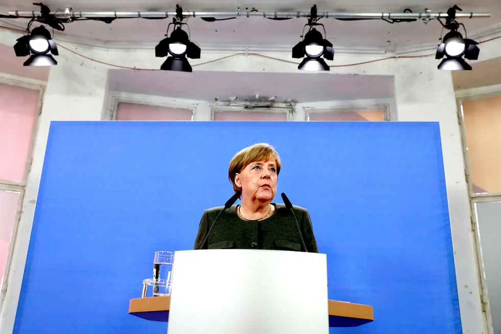 Tysklands statsminister Angela Merkel er bekymret over utviklingen i nabolandet Polen. Foto: Odd Andersen/AFP/NTB Scanpix