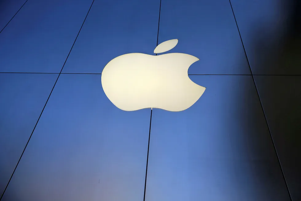 Apple økte inntektene i fjerde kvartal 2016. Foto: Â© Lucy Nicholson / Reuters