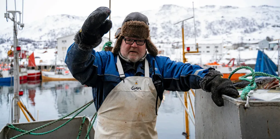 Svein Mienna er dømt i Høyesterett for seksuell forulemping av to fiskeriinspektører.