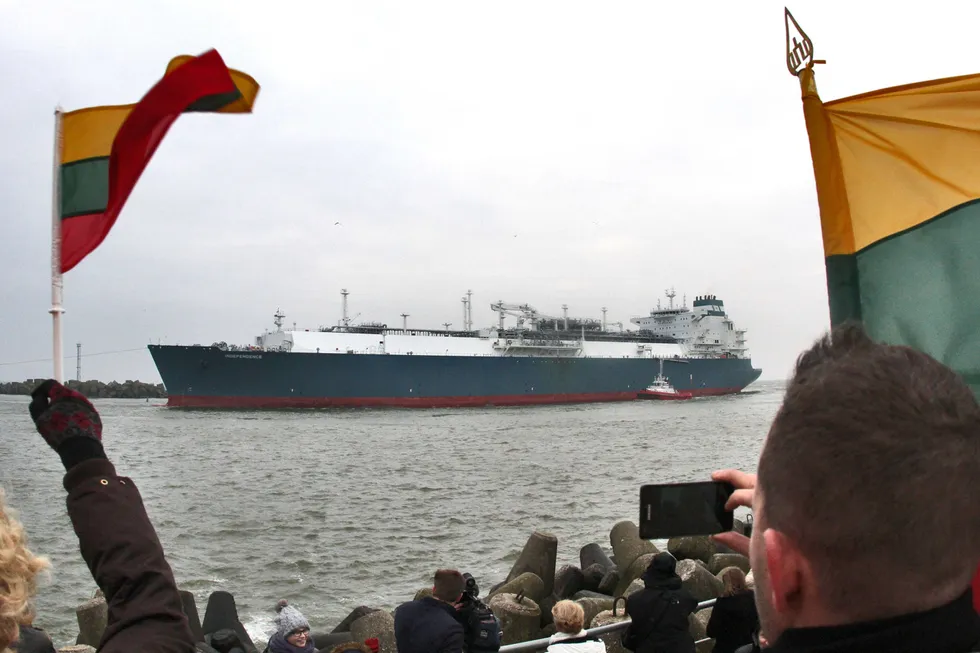 Flashback: the Independence FSRU receives a warm welcome during its arrival at Klaipeda in 2014.