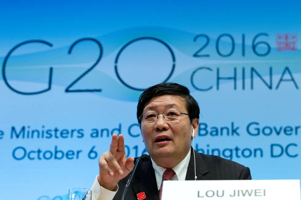 Lou Jiwei er brått byttet ut som Kinas finansminister. Foto: Jose Luis Magana/Ap photo/NTB scanpix
