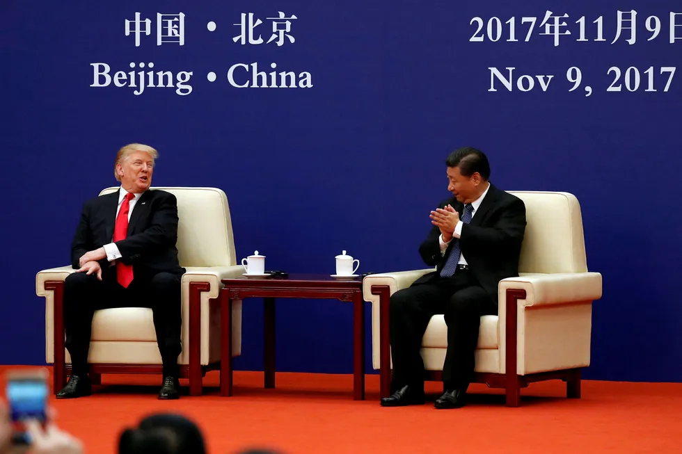 USAs president Donald Trump og Kinas president Xi Jinping møtte forretningstopper fra begge land i Folkets store hall i Beijing torsdag. Foto: Jonathan Ernst/Reuters/NTB scanpix
