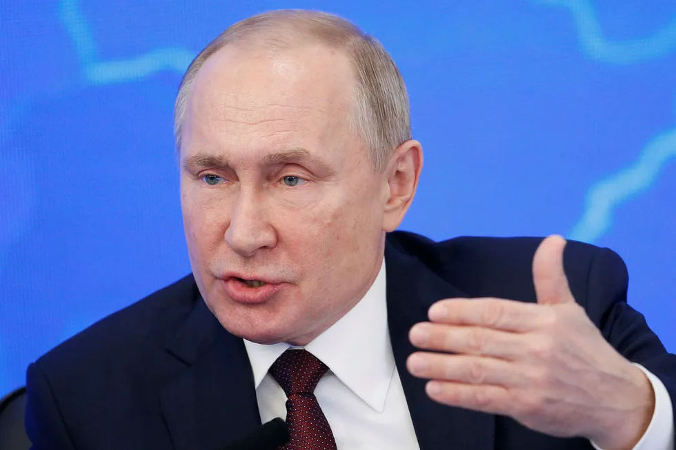 President Vladimir Putin mener Vesten og Nato må vise Russland respekt.