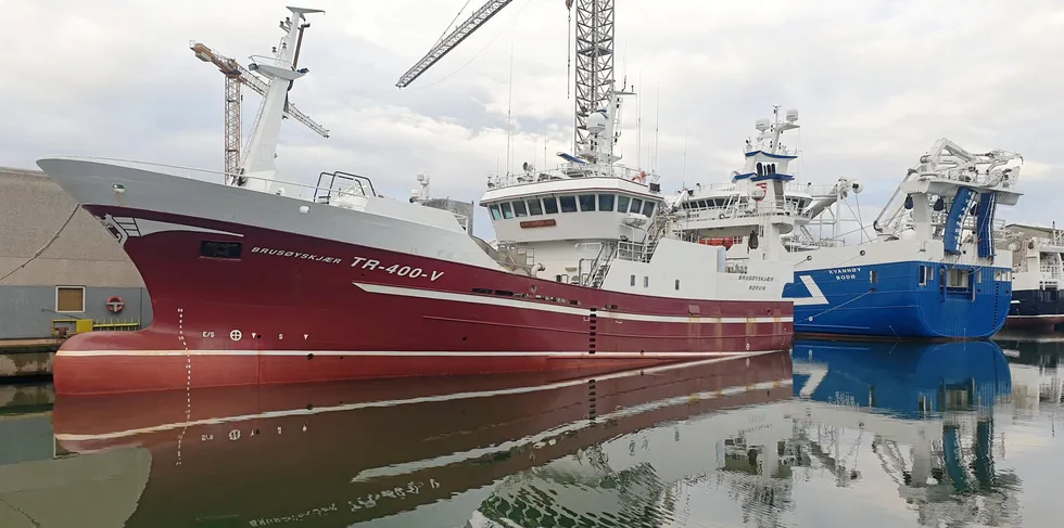 Kystfartøyet «Brusøyskjær» ombygd ved Karstensens Skibsværft for å redusere drivstofforbruket og bli en forbedret fiskebåt. Nå er den i fiske og lagt ut for salg med kvoter.