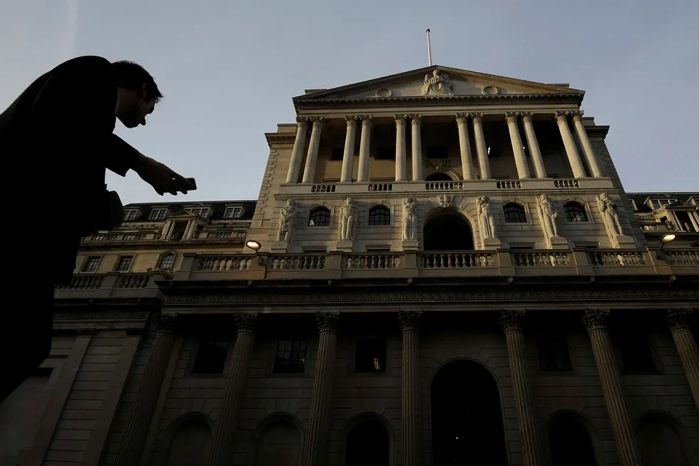 Torsdag var det duket for rentemøte i Bank of England i London. Foto: Toby Melville/Reuters/NTB Scanpix