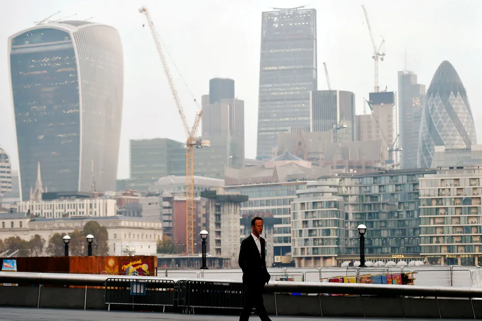 Finansdistriktet i City of London kan rammes hardt av lovendringer i EU. Foto: Hannah McKay/Reuters/NTB Scanpix