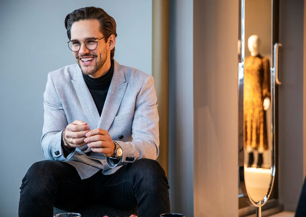 33 år gamle Moritz Garlich har syv år i H&M-systemet bak seg. Nå er han ny sjef i Norge.