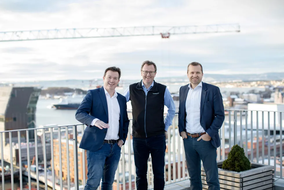 Fondet DNB Teknologi har steget over 25 prosent så langt i år. Fra venstre: Anders Tandberg‐Johansen, Sverre Bergland og Erling Thune.