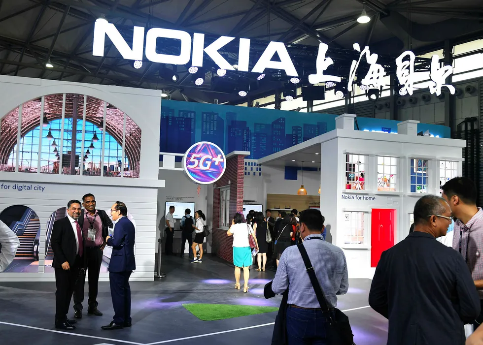 Kinesiske myndigheter vurderer å straffe Nokia og Ericsson med å ilegge selskapene eksportforbud på produkter fra selskapets kinesiske fabrikker, ifølge Wall Street Journal. Her fra Mobile World Conference i Shanghai i fjor høst.