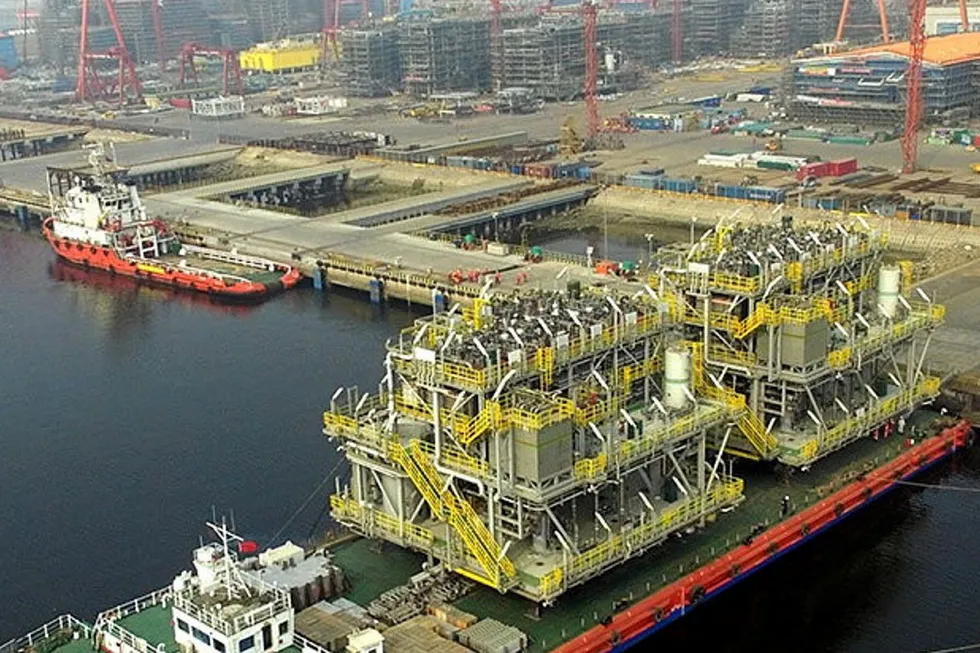 Module loadout operation at Bomesc Offshore Engineering in Tianjin