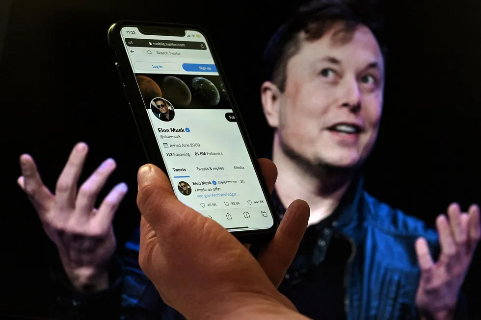 Twitter-styret gir grønt lys til at Elon Musk får kjøpe hele selskapet.