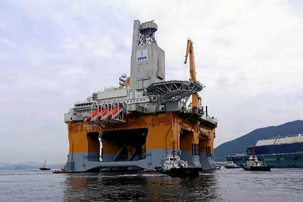 Ready for Shrek: Odfjell Drilling semisub Deepsea Nordkapp.