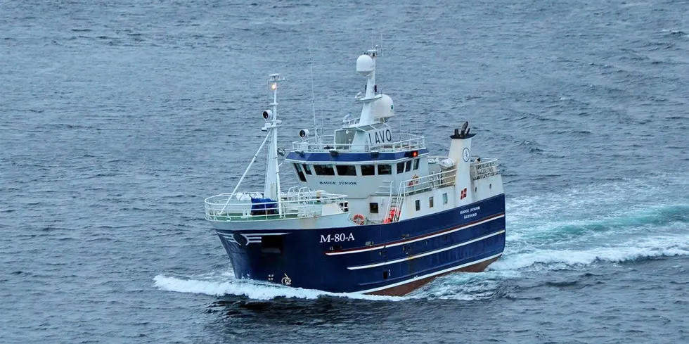 Mannskapet om bord på garnbåten «Leif Helge» fisker nå godt med skrei utenfor Ingøya i Vest-Finnmark. Her avbildet da båten tidligere het «Hauge Junior».