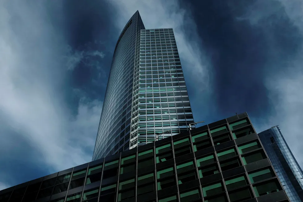 Den amerikanske storbanken Goldman Sachs er under etterforskning for å ha medvirket til korrupsjon i Malaysia. Bildet er fra bankens hovedkvarter i New York.