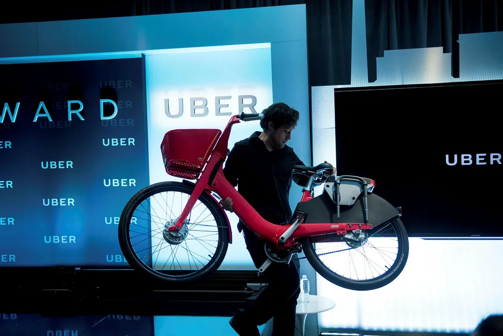 Uber ruller i stort tempo ut de karakteristiske røde elsyklene under merkenavnet Jump Bikes.