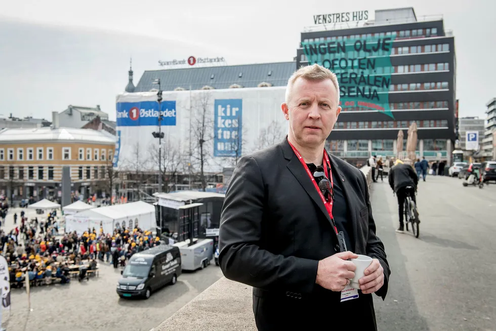 Frode Alfheim leder LOs fjerde største fagforbund som organiserer 56.000 ansatte i olje-, gass- og landindustrien. Han mener vendepunktet mot oljeaktivitet var et vedtak i Nordland Ap i fjor.
