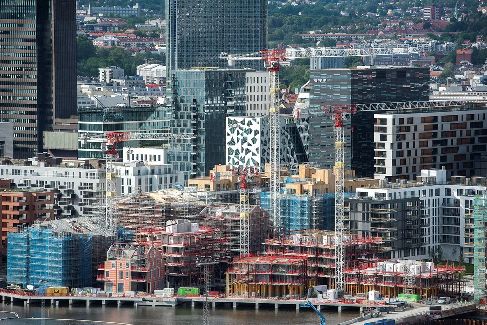 Bjørvika er et av de mest populære nybyggområdene i Oslo. Bildet viser leilighetene ved Barcode.