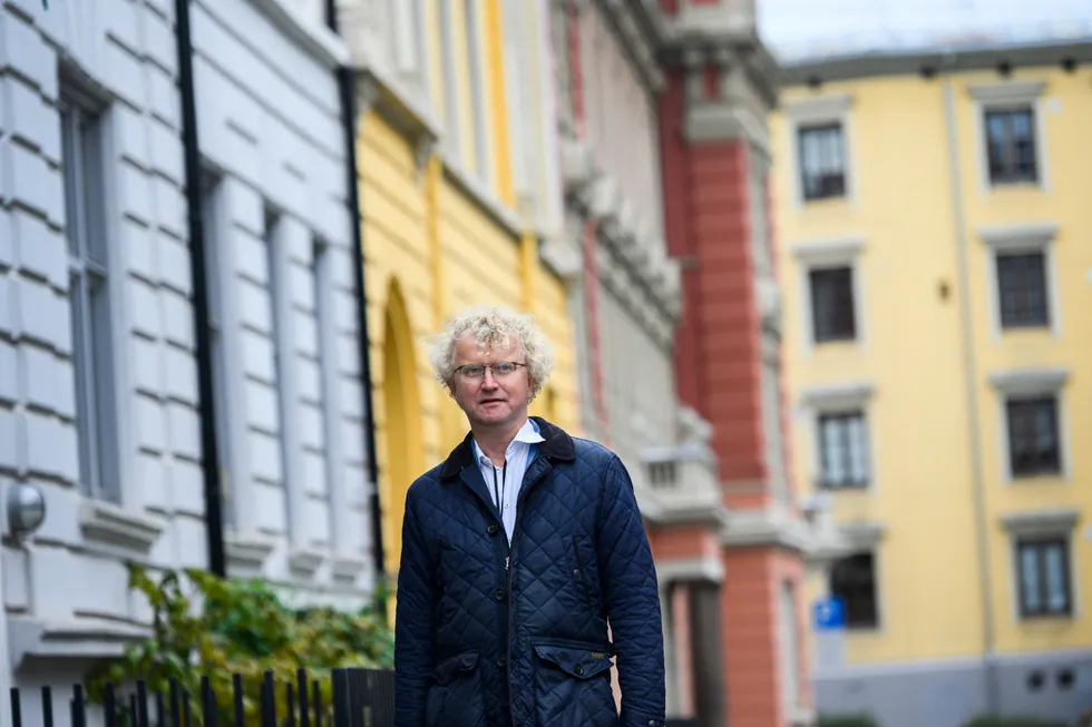 Sjeføkonom Jan Ludvig Andreassen i Eika Gruppen anbefaler fremdeles å binde boliglånet i tre år.