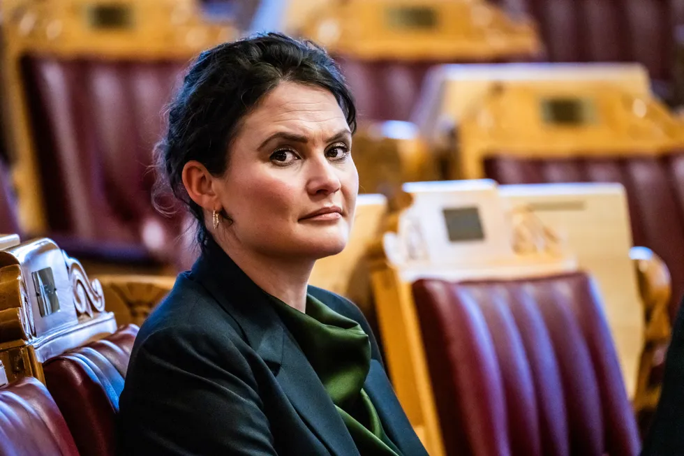 Hva ville kunnskapsminister Kari Nessa Nordtun gjort dersom det ikke kom en anbefaling om mobilforbud fra Utdanningsdirektoratet?