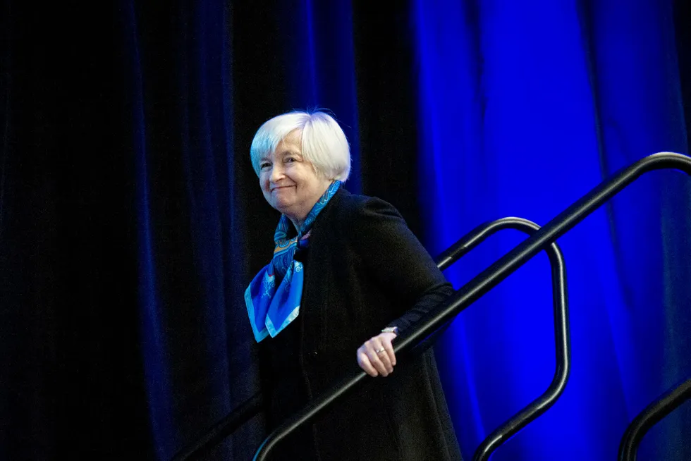 «Utenfor landets grenser har sentralbankenes retorikk endret seg i det siste. I USA virker sentralbanksjef Janet Yellen nå rimelig sikker på at vi står foran en gradvis normalisering av renten», skriver innleggsforfatteren. Foto: Cliff Owen/AP/NTB Scanpix