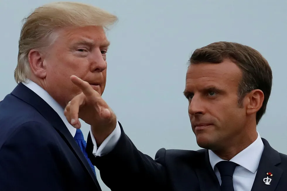 Frankrikes president Emmanuel Macron advarte president Donald Trump om at IS kan gjenoppstå. Bildet er fra da de møttes på G7-toppmøtet i august.