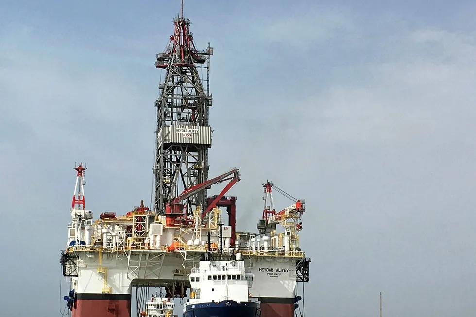 Drilling suspended: semisub Heydar Aliyev