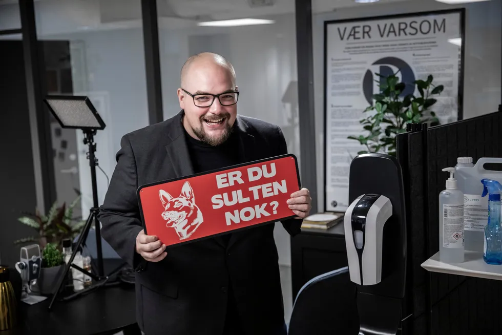 Medier24- og Kom24-redaktør Erik Waatland (32) styrer den raskest voksende nyhetsgasellen i Norge.